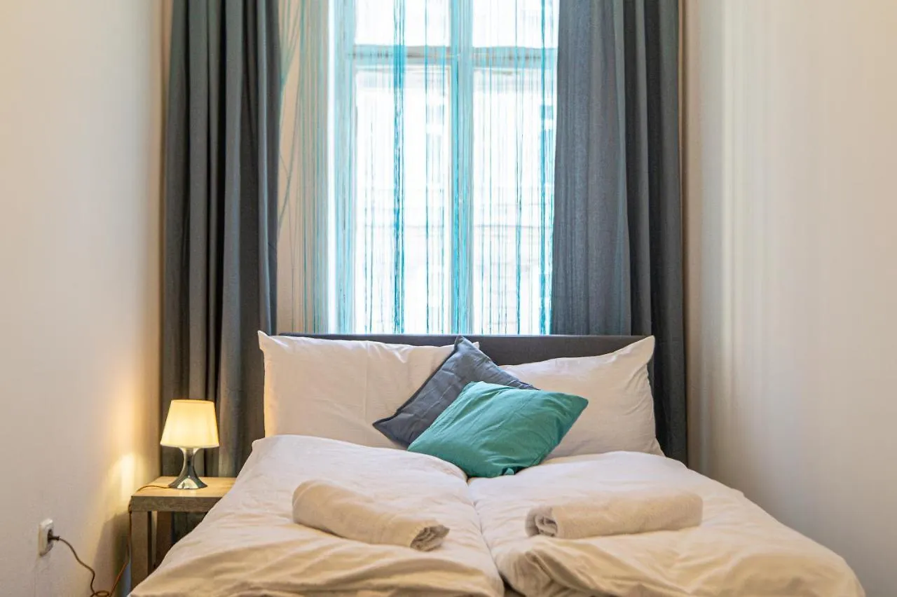 Pleasant 3Br Shared Apartment- Ideal For Longstays Wien Apartment
