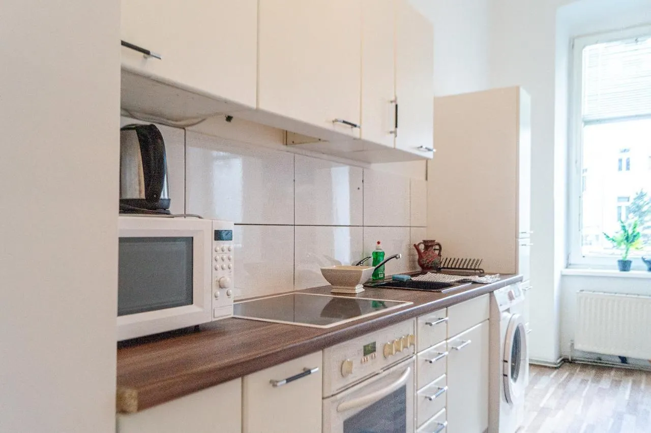 Apartament Pleasant 3Br Shared Apartment- Ideal For Longstays Wiedeń