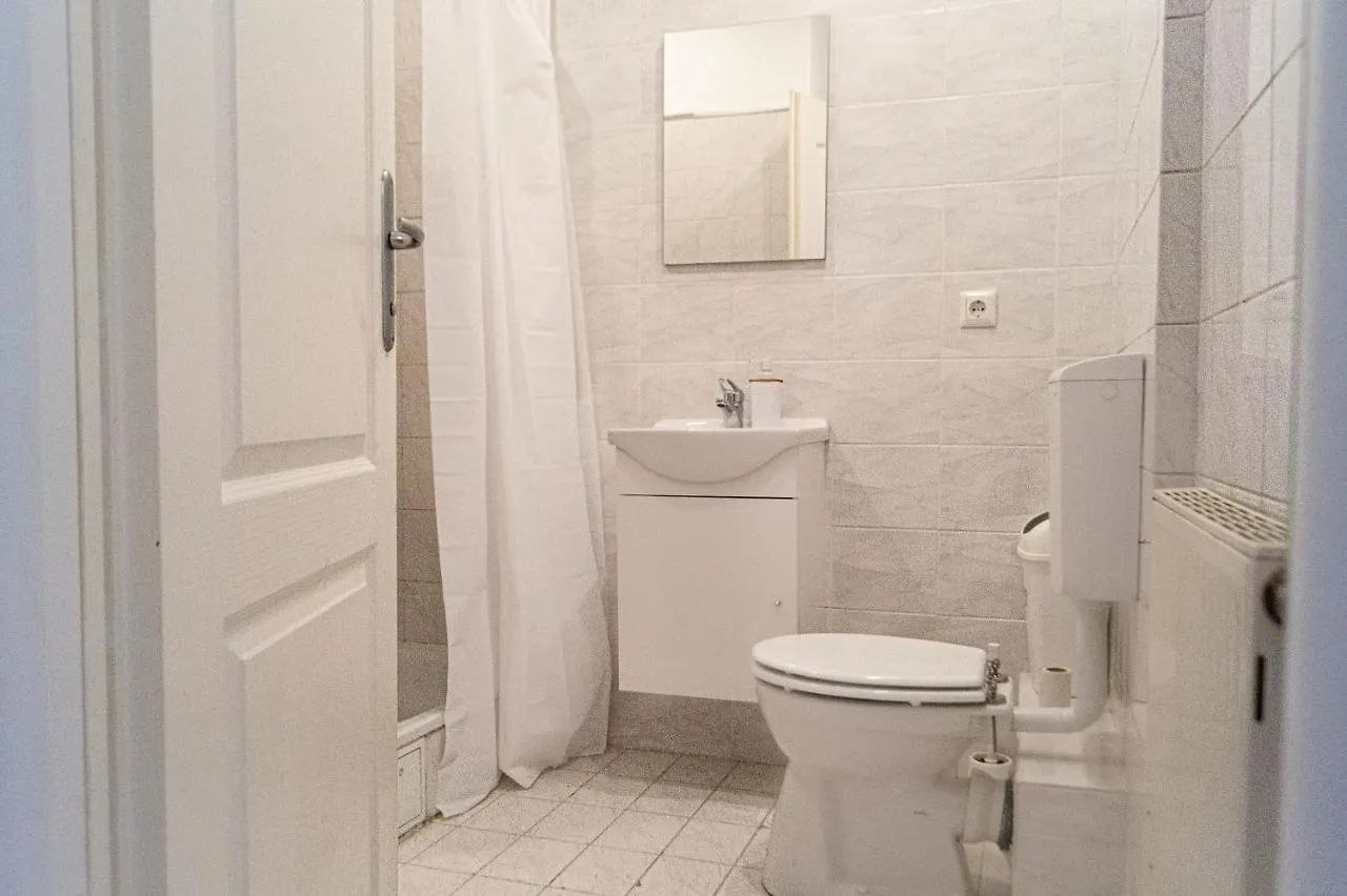 Pleasant 3Br Shared Apartment- Ideal For Longstays Wiedeń