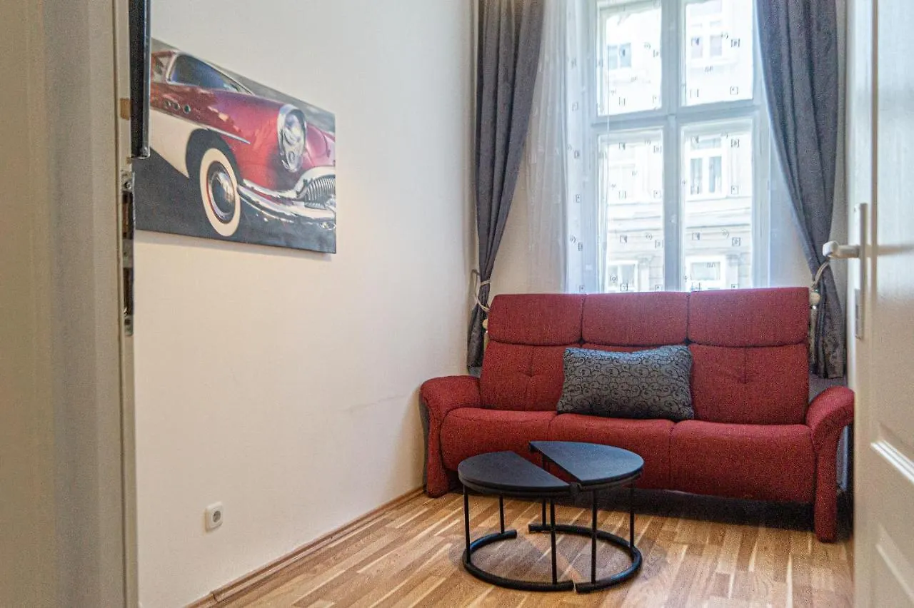 Pleasant 3Br Shared Apartment- Ideal For Longstays Wiedeń