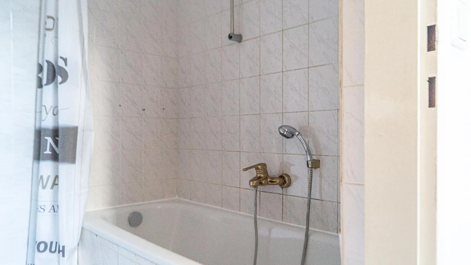 Pleasant 3Br Shared Apartment- Ideal For Longstays Wiedeń Apartament